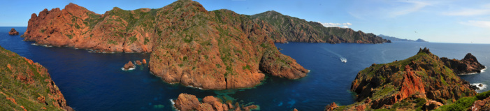 Vue de la presqu’île de Scandula depuis l’île de Gargalu © N. Robert/PNRC