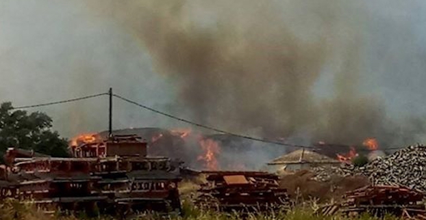 Feu de la Zi de Tragone : Le ton monte. L'Office de l'Environnement montre du doigt. AME conteste…