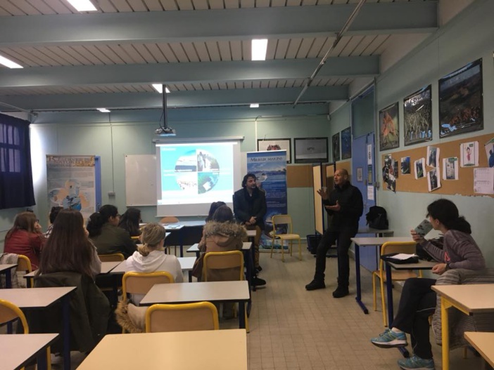 Intervention des agents de l'OEC dans le cadre du forum des métiers au Collège des Padules à Aiacciu