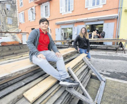 Eco-rsica, la mini-entreprise qui veut inciter au tri au bureau