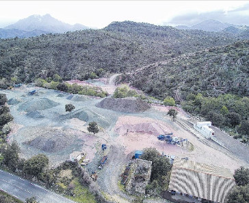 Contre le centre d'enfouissement de Moltifau, la grogne s'organise Contre le centre d'enfouissement de Moltifau, la grogne s'organise