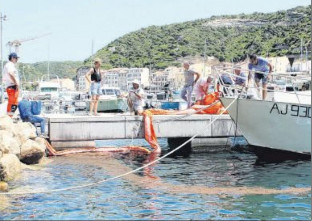 Comment gérer les pollutions d'hydrocarbures dans le port