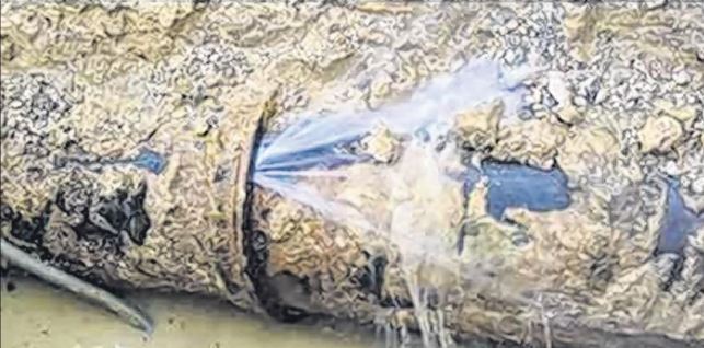 Flots de gaspillage d'eau potable 