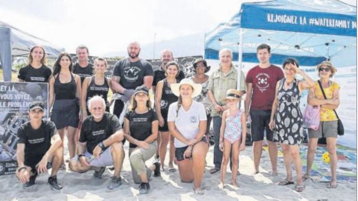 Opération de sensibilisation pour "zéro mégot" sur la plage