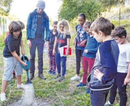 Fête de la science : les enfants les oiseaux et l'escargot...