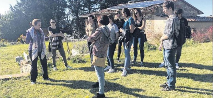  Les étudiants en génie biologique au contact de l'oliveraie de Toscane