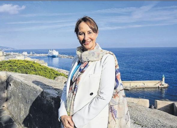  "Étendre le rail maritime au parc marin"
