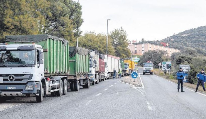 Vighjaneddu : les gilets jaunes ont bloqué l'accès au centre d'enfouissement