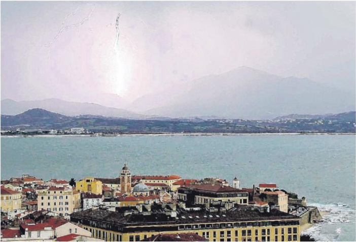 La Corse, région la plus foudroyée du pays en 2018