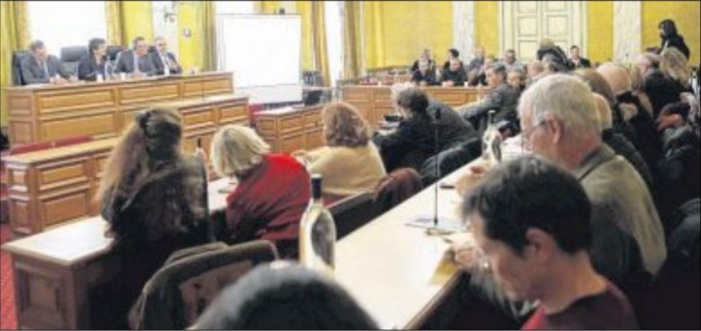  Isabelle Autissier lance le débat environnemental à Ajaccio
