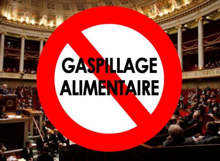 Le gaspillage alimentaire s'observe dans les poubelles ...