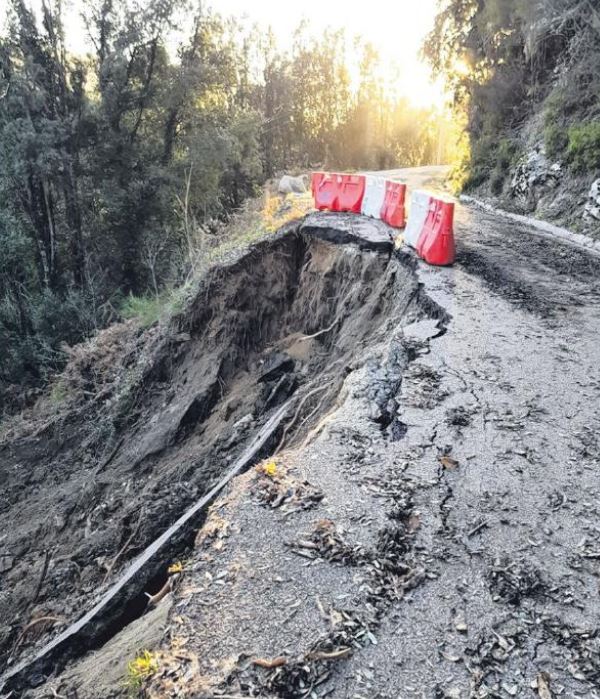 Tolla-Bastelica : route coupée