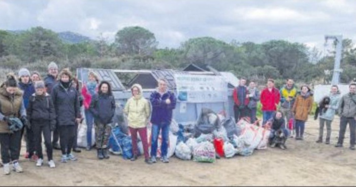 Opération bordu pulitu pour Initiatives Océanes