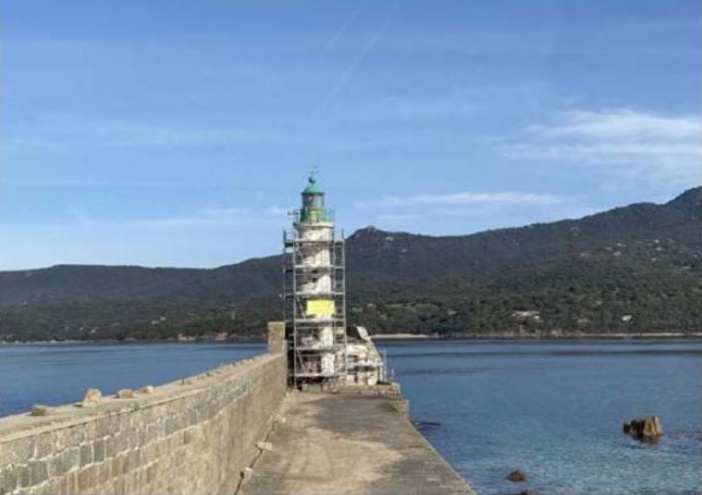 Morceau d'histoire : le feu de Scoglio Longo