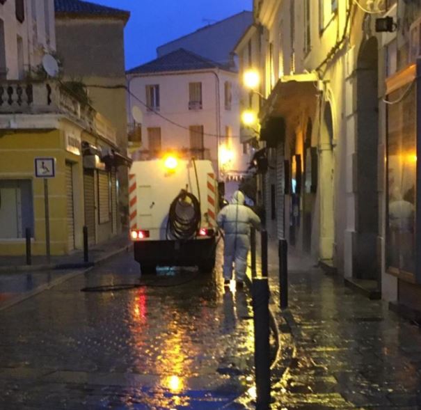 Coronavirus - Désinfection et nettoyage des rues et ruelles à Calvi 