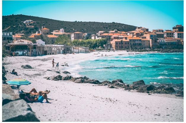 Déconfinement : les plages de l'Ile-Rousse en toute sécurité 