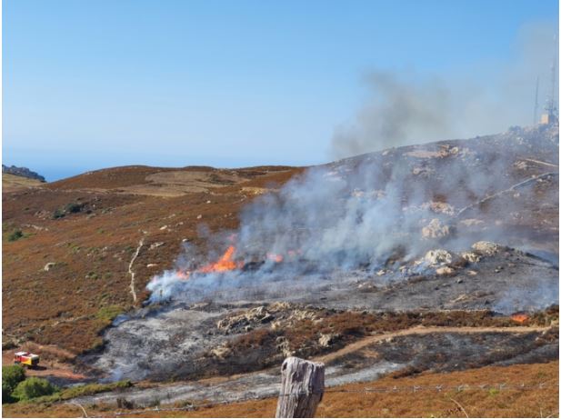 Reprise du brûlage dirigé au col de Salvi : un pompier légèrement incommodé 