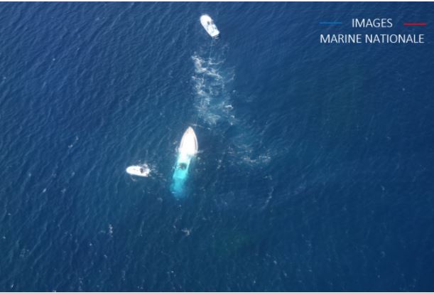 Un yacht italien heurte un rocher au large de l'île de Cavallo 