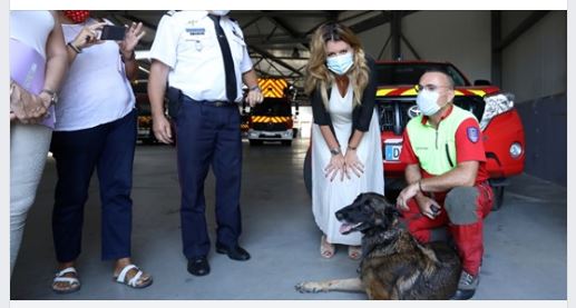 Marlène Schiappa au service d'incendie et de secours de Corse-du-Sud : "l’engagement citoyen passe par le temps donné aux autres" 