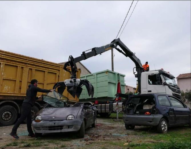 ROGLIANO  Opération enlèvement des épaves sur la commune