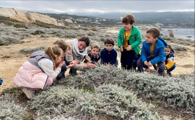 LUMIU  Les enfants à la découverte de la pointe de Spanu