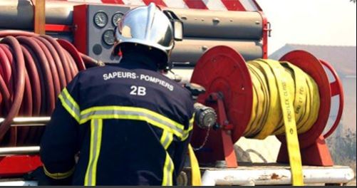Murato : un feu détruit un hectare de végétation, les pompiers sur les lieux