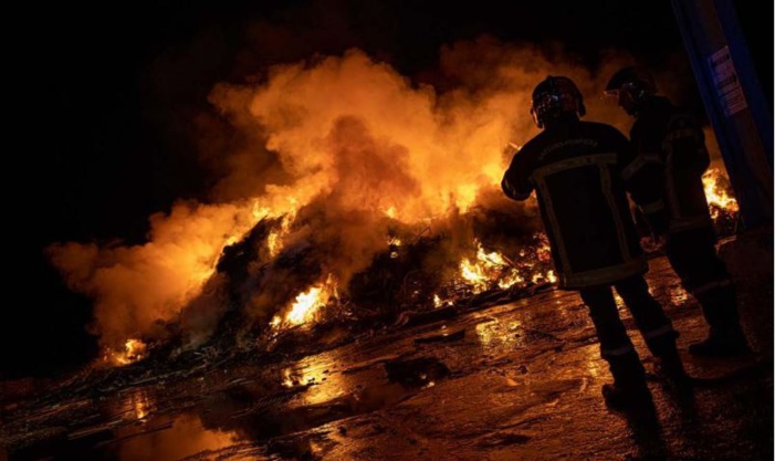 Biguglia, les déchets s'enflamment 