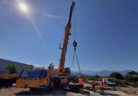 CALVI  La délicate pose d'un NRO