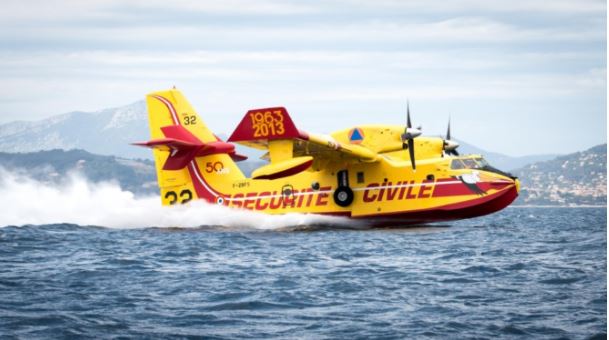 Préfecture maritime de la Méditerranée : "ne gênez pas les Canadair"