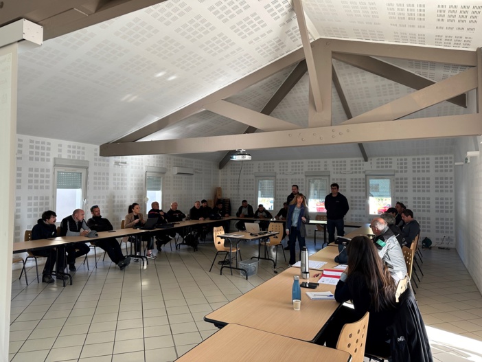 Formation des agents de terrain pour la lutte contre les pollutions marines Formation des agents de terrain pour la lutte contre les pollutions marines