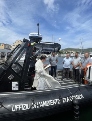 Baptême de notre nouveau bateau "A Signora" à Macinaghju Baptême de notre nouveau bateau "A Signora" à Macinaghju