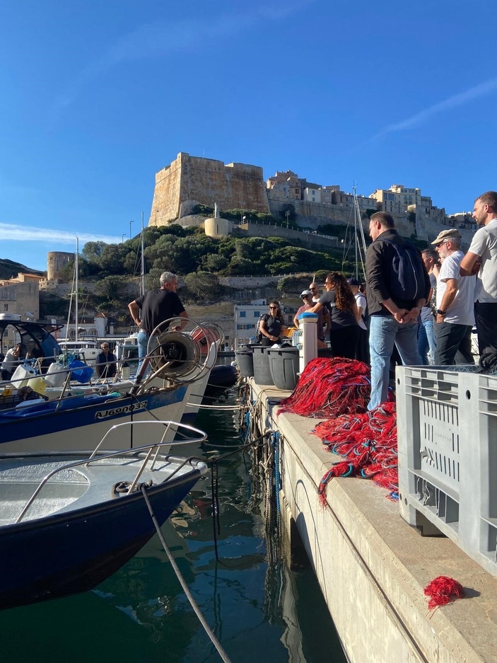 Parlemu di Pesca