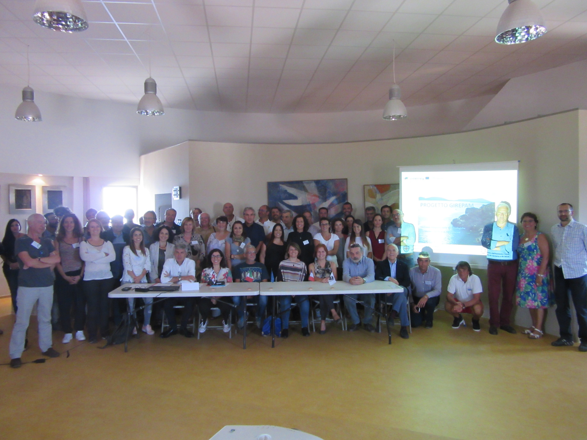 L’ensemble des participants au projet Girepam réunis dans la salle du Torrione de Bunifaziu