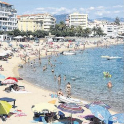 Des Pavillons Bleus pour Ajaccio, Solenzara et Saint-Florent