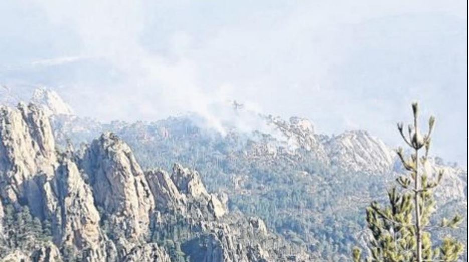 L'incendie de Solaro a baissé d'intensité mais reste très actif