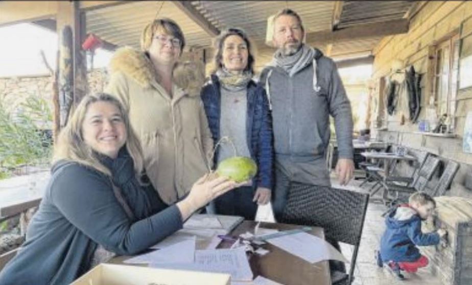 Un troc de graines à succès pour Fretu en transition 