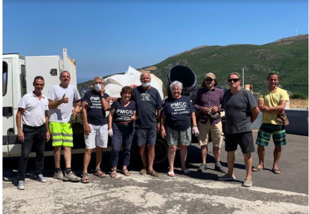 Centuri : 500 kilos de déchets ramassés sur la plage de Mute Mezzana 