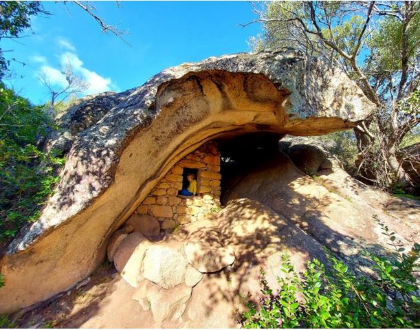 Sur le sentier du patrimoine de Monaccia d'Aullène 