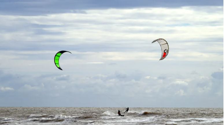 Mare latinu : Loisirs nautiques et plaisance interdits
