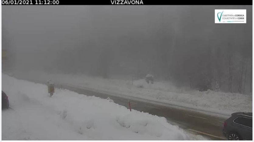 Attention aux chutes de neige à basse altitude en Corse : perturbations sur le réseau routier