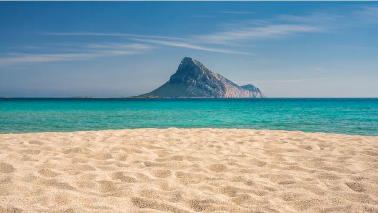 Mare latinu : Pétition pour que la France organise un Grenelle de la Méditerranée.