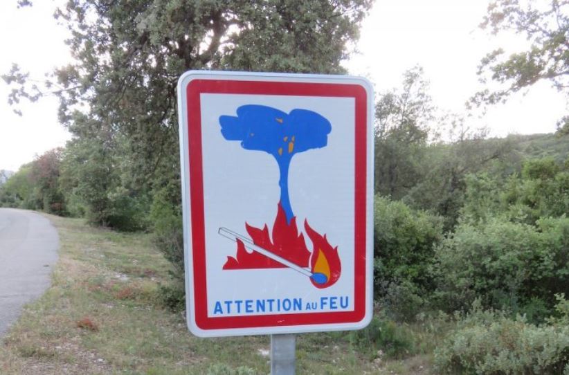 Risque de feu de forêt en Corse : les pistes et voies non revêtues de la partie Est du territoire de l’Agriate est interdite aux personnes et aux véhicules