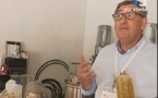 Dernière idée en date : transformer des huiles alimentaires usagées en savon