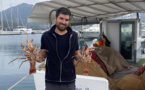 Toujours sur le pont pour fournir du poisson frais