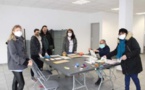 Les "petites mains" avancent dans la fabrication des masques