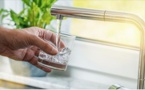 Des traces de pesticides retrouvées dans l’eau du robinet : faut-il s'inquiéter ?