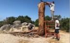 L'icône déchue de Palombaggia érigée en sculpture-totem