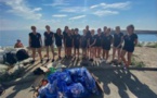  E VILLE DI PETRABUGNU  Environnement : une belle operata pour nettoyer la plage des Minelli
