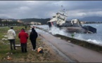 VIDEO - Tempête Bella : le bateau des phares et balises s'échoue dans le golfe d’Ajaccio