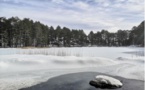 Le lac de Crenu enneigé